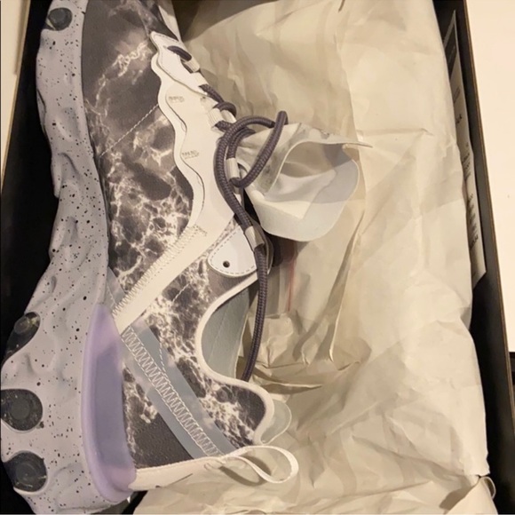 NIKE‎ REACT ELEMENT 55/KL PURE
PLATINUM/GREY SZ 12 - Picture 5 of 5
